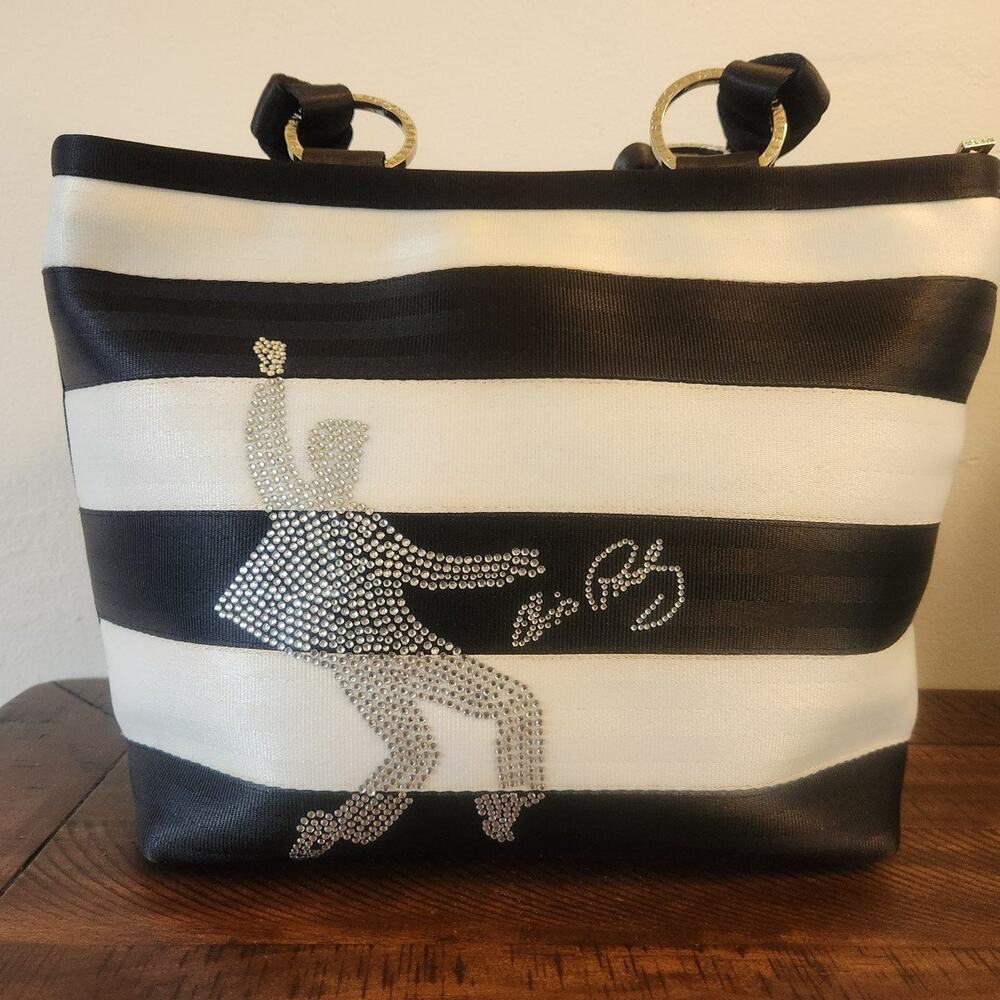 Elvis harveys seatbelt bag rare 2012